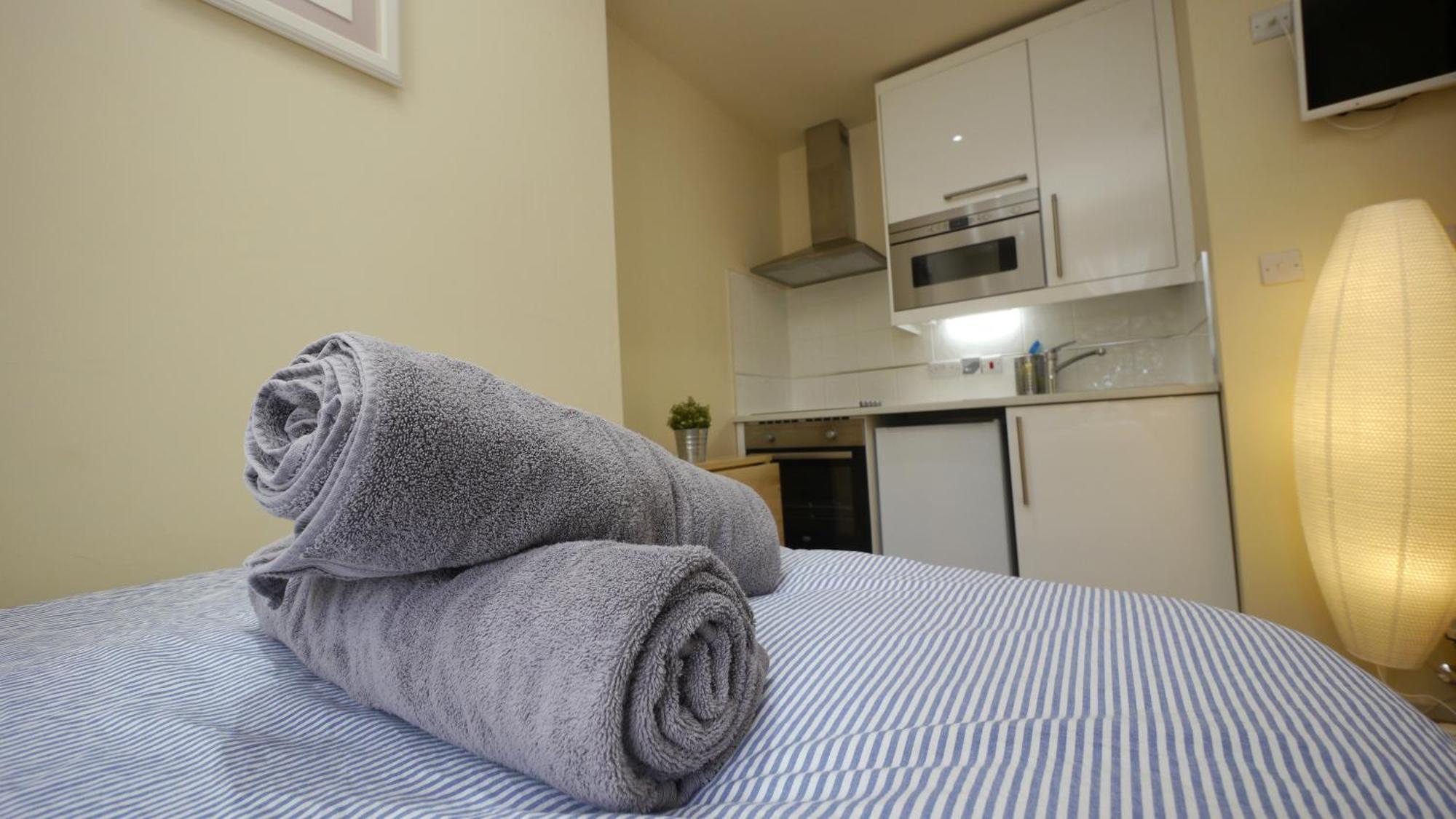 Studio 20 Ash Aparthotel ลอนดอน ภายนอก รูปภาพ